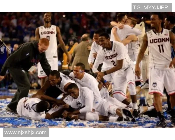 詹姆斯父子共赴NBA梦想之路布朗尼正式宣布参加选秀