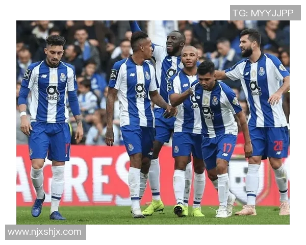 波尔图与尤文图斯精彩对决图片集锦回顾赛场瞬间与球员风采